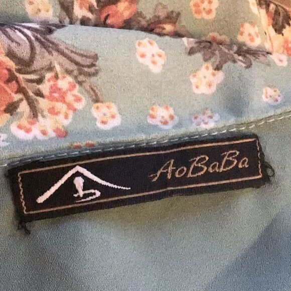 AoBaBa Mint and Rose Floral Silk Blend 2 Piece Halter Top Pantsuit Set - Picture 14 of 16